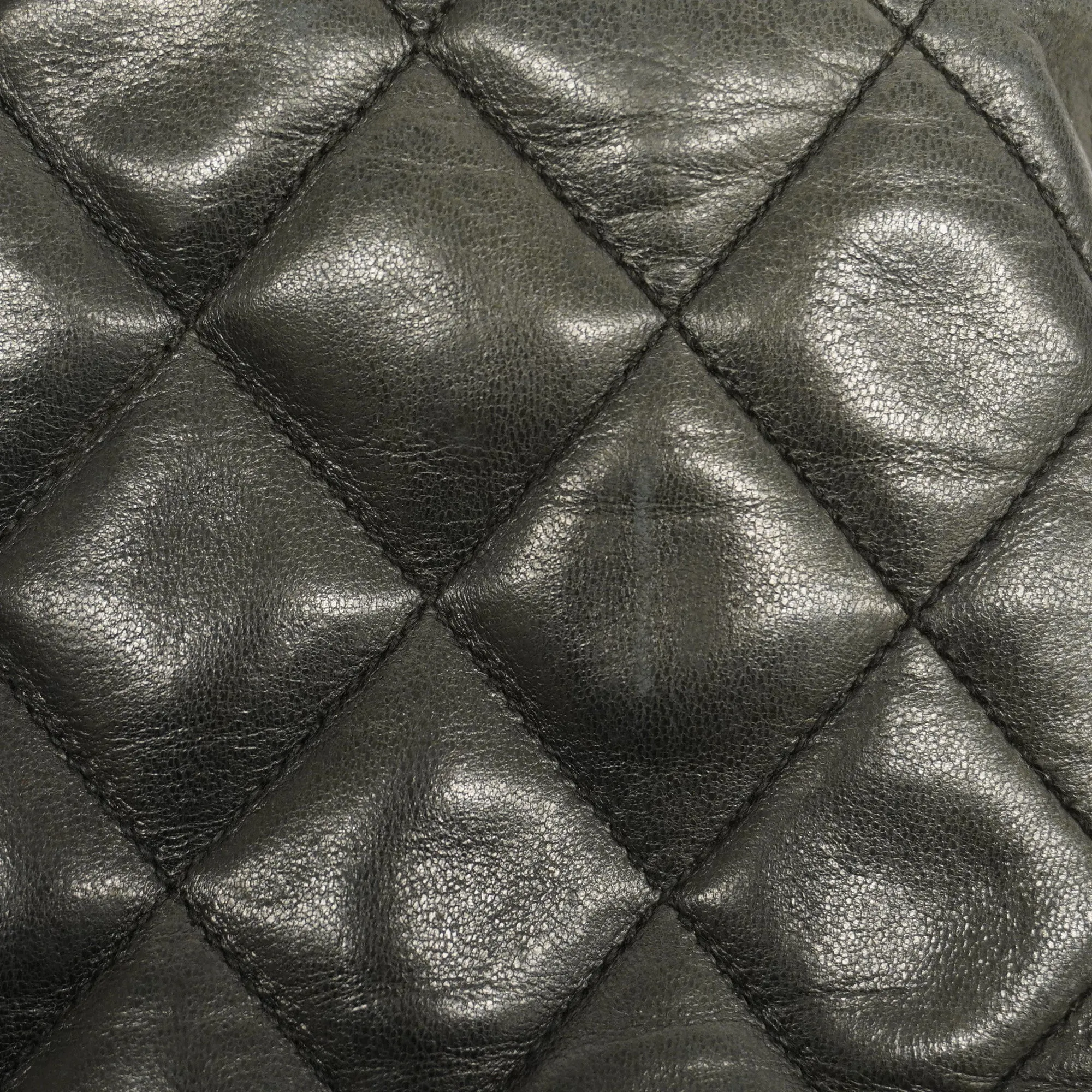 CHANEL  Matelasse Chain Shoulder With Fringes Leather Shoulder Bag Black