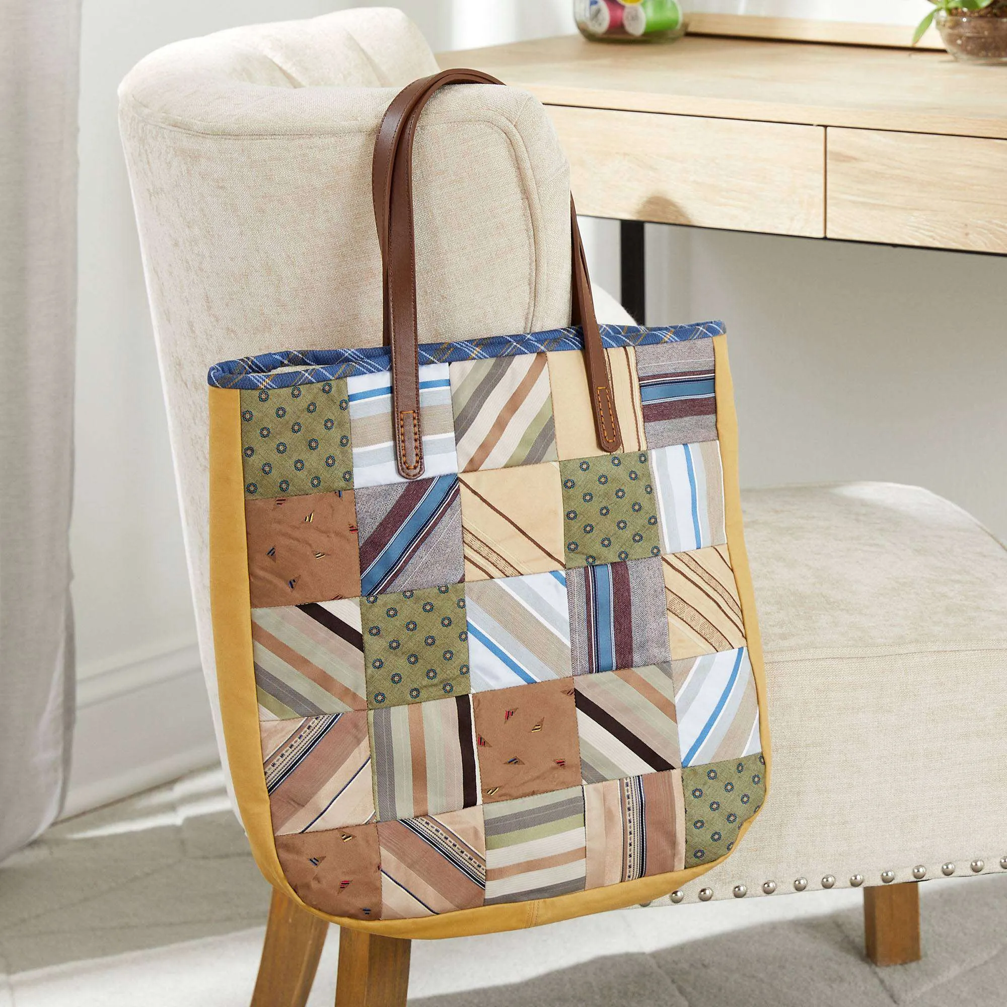 Coats & Clark Quilting Tie Patchwork Tote