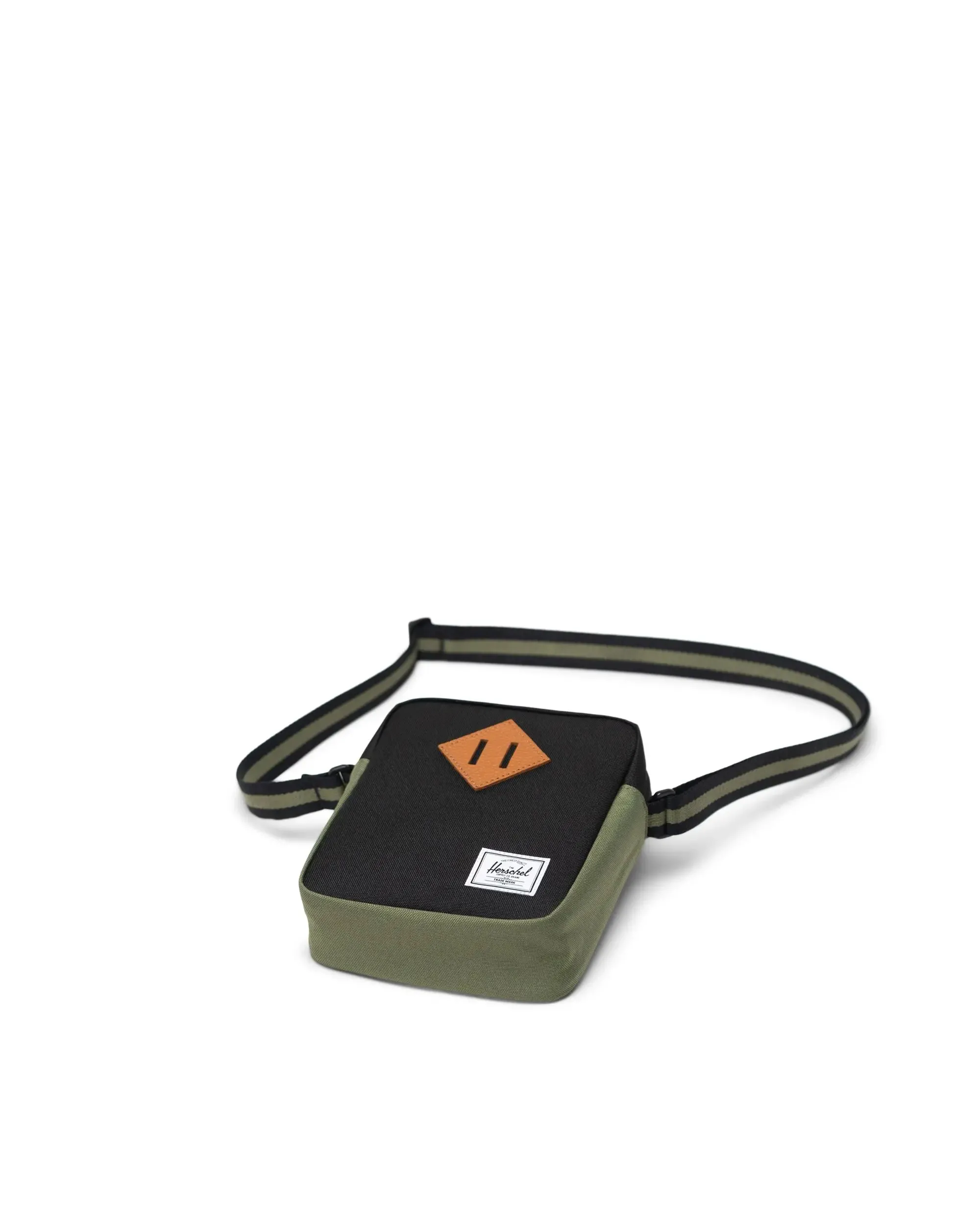 Herschel Heritage Crossbody - Black/Four Leaf Clover