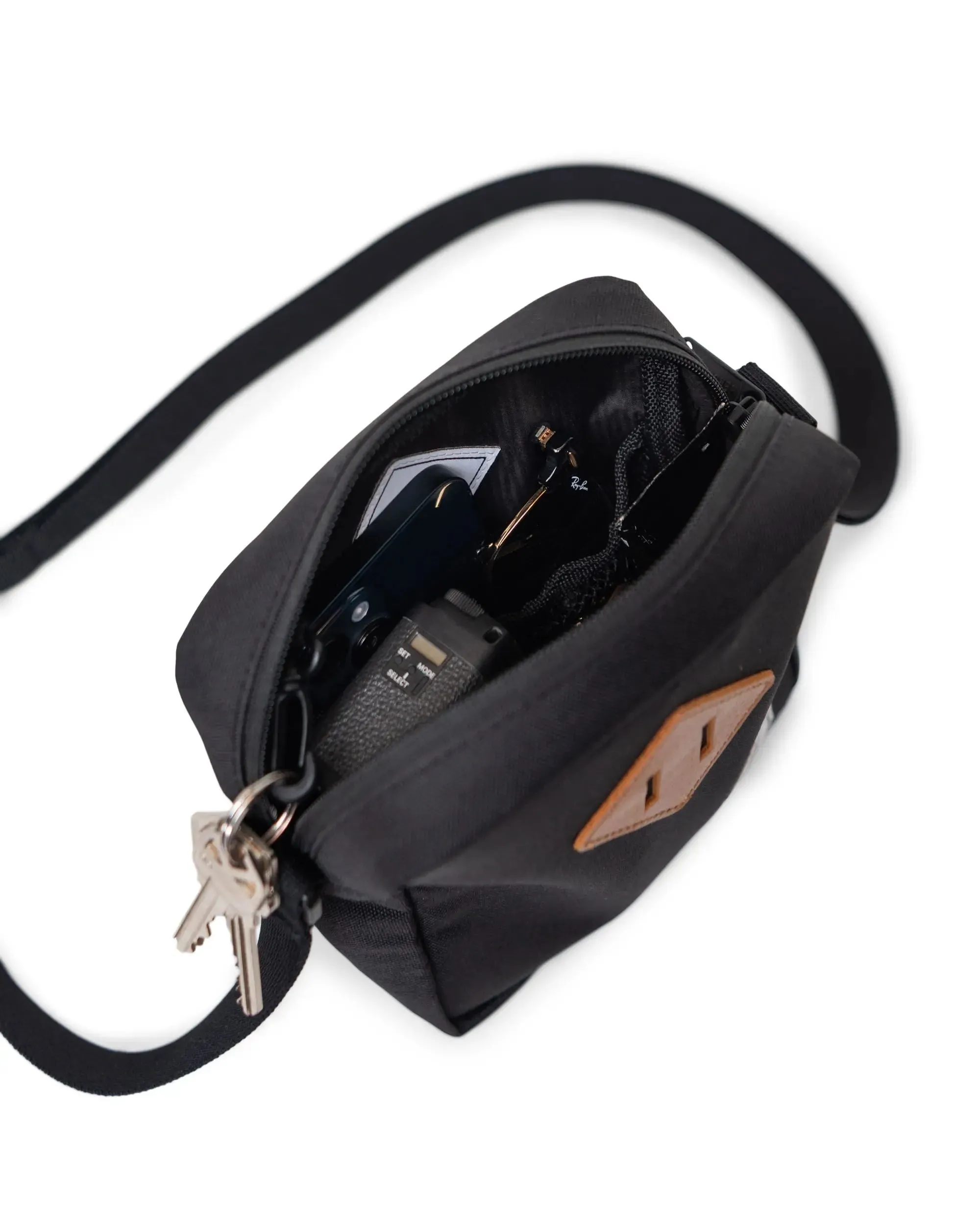 Herschel Heritage Crossbody - Black/Four Leaf Clover