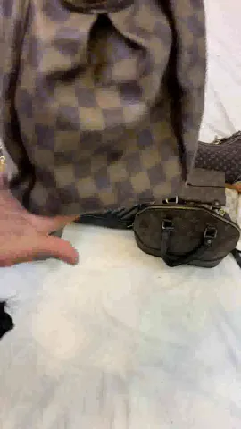 Louis Vuitton Bags (G